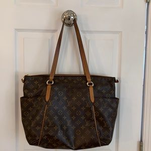 Authentic Louis Vuitton Totally MM, Used,Good condition